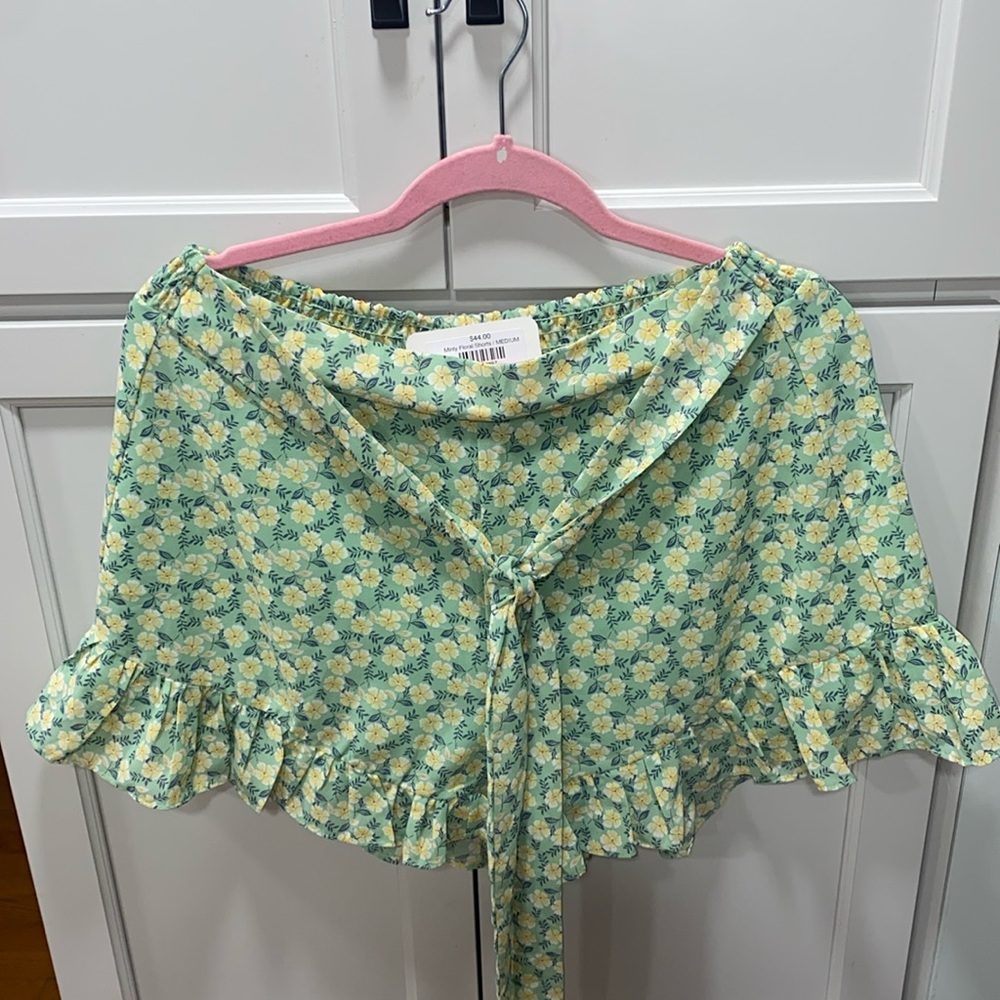 Minty floral shorts